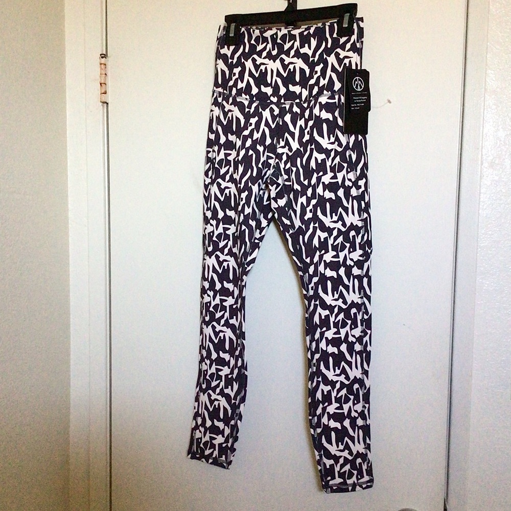 Move Theology 7/8 Hi-Rise Leggings